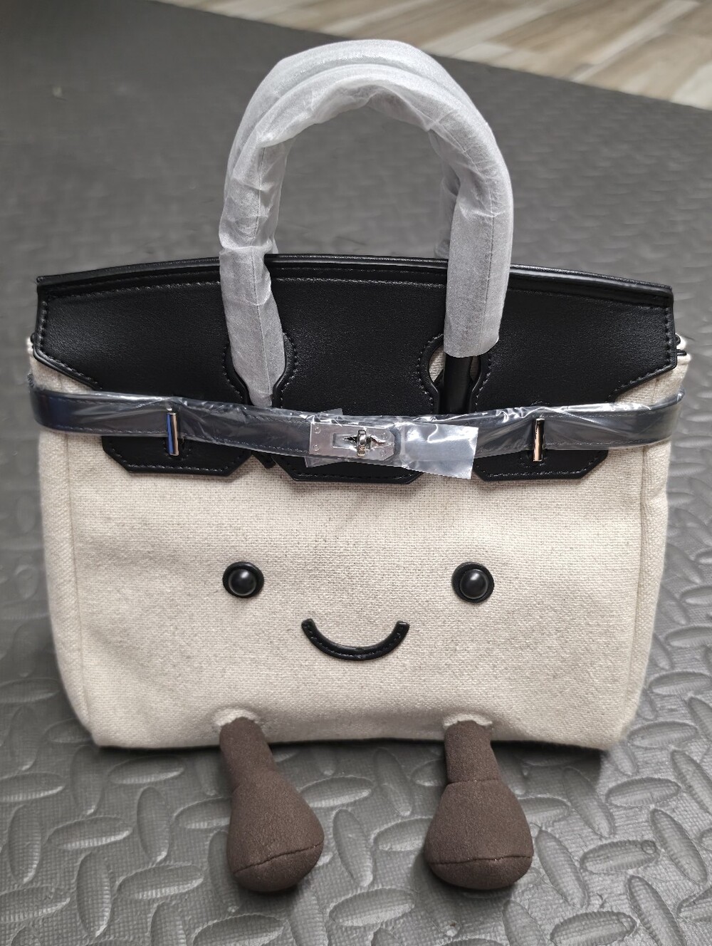 Jellycat Style Birkin Doll Black and Cream 25cm Women's Bag - Picture 3 of 3
